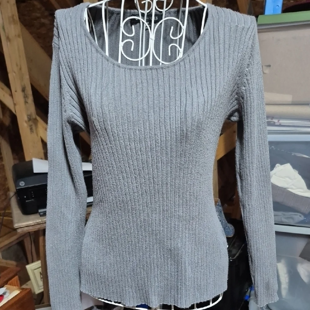Gray Ribbed Women's Sweater - Picture 1 of 7